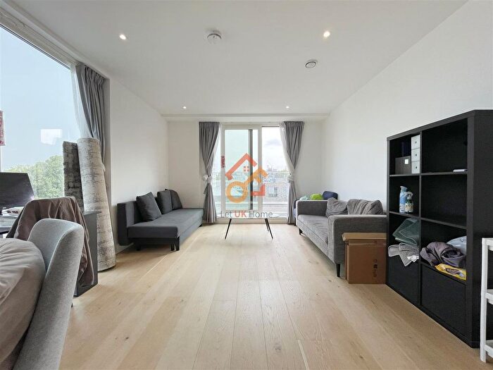 1 Bedroom Flat To Rent In Emerson Court, A Rodney Street, London, N1