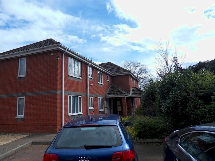 1 Bedroom Flat To Rent In Parkview Court, Wall Heath, Kingswinford, DY6