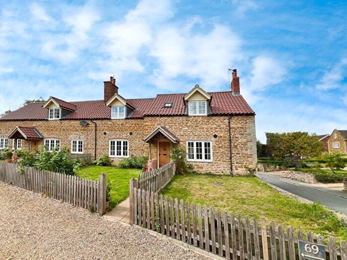 3 Bedroom Semi-Detached House For Sale In Main Street, Denton, Grantham, NG32