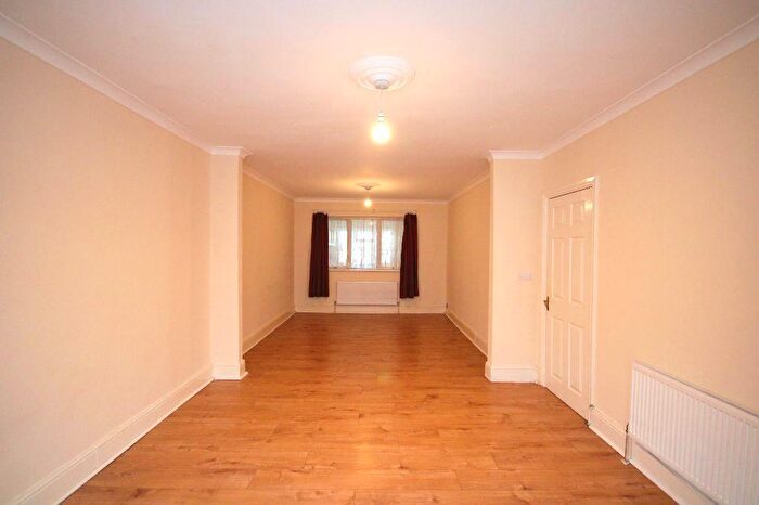 5 Bedroom End Of Terrace House To Rent In Sunleigh Road, Wembley, Middlesex, HA0