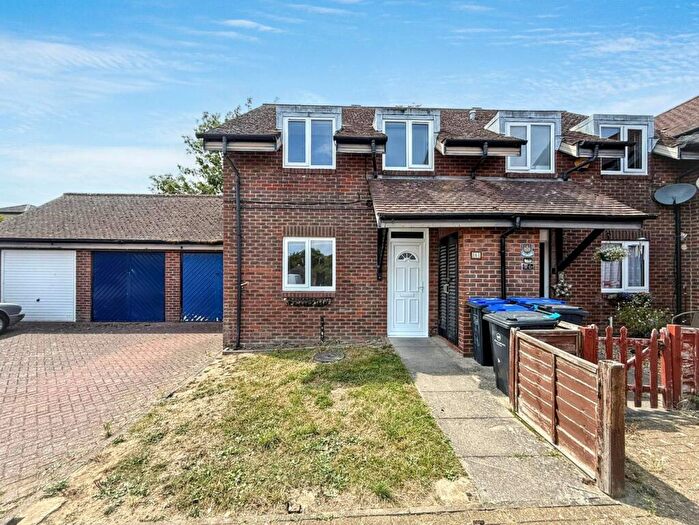 3 Bedroom End Of Terrace House For Sale In Orkney Court, Durrington, BN13