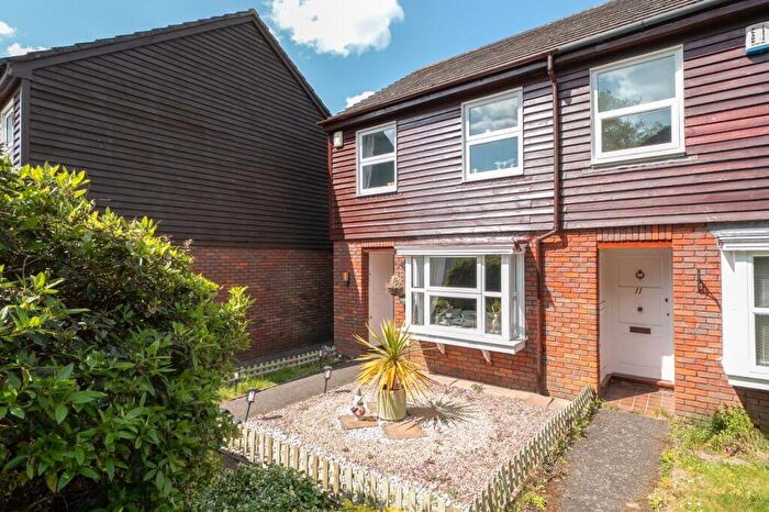 2 Bedroom End Of Terrace House For Sale In Village Row, Sutton, SM2