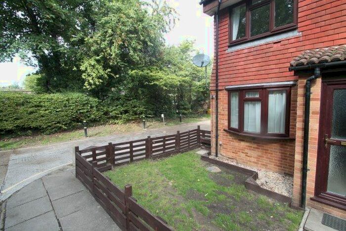 1 Bedroom Property To Rent In Conifer Gardens, Sutton, SM1