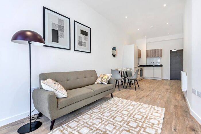 2 Bedroom Apartment To Rent In Swindon, Wiltshire, SN2
