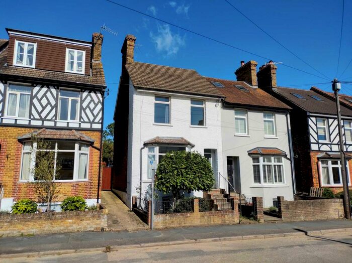 4 Bedroom Semi-Detached House To Rent In Moorland Road, Boxmoor, Unfurnished & Available Now, HP1