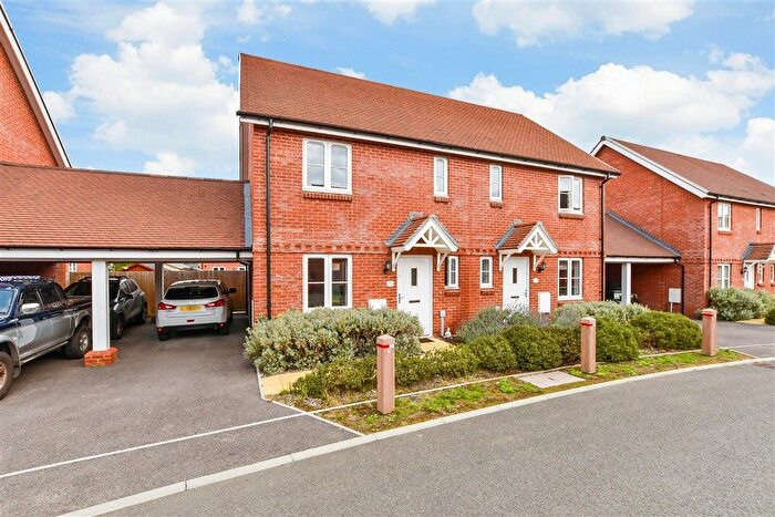 3 Bedroom Semi-detached House For Sale In Rathbone Crescent, Horley, Surrey, RH6