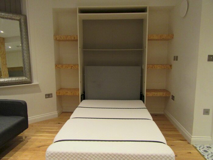 Studio To Rent In Beaufort Gardens, London, SW3