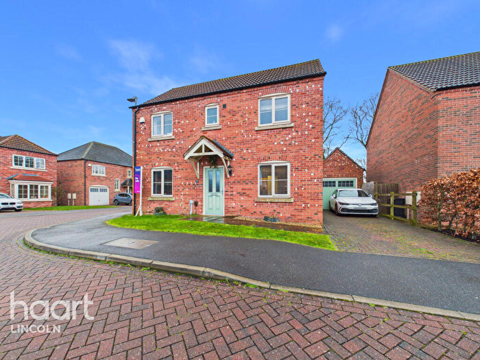 3 Bedroom Detached House For Sale In Acorn Drive, South Hykeham, LN6