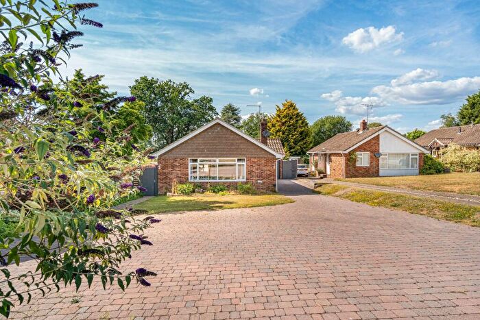 3 Bedroom Bungalow For Sale In Hilland Rise, Headley, Bordon, Hampshire, GU35