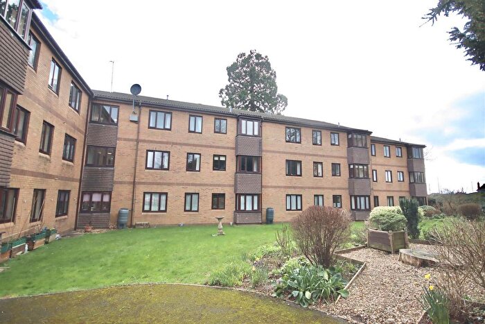 2 Bedroom Flat For Sale In Langley Road, Chippenham, SN15