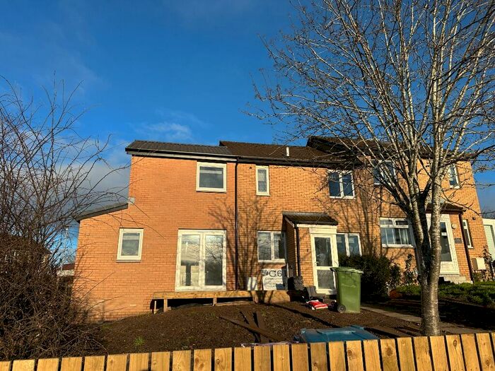 2 Bedroom Semi-Detached House To Rent In Brigham Place, Summerston, Glasgow, G23