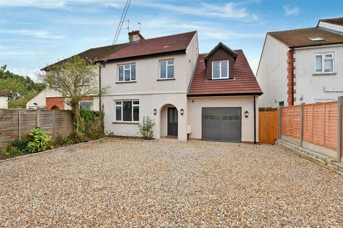 4 Bedroom Semi-Detached House To Rent In Forest Green Road, Holyport, Maidenhead, Berkshire SL6