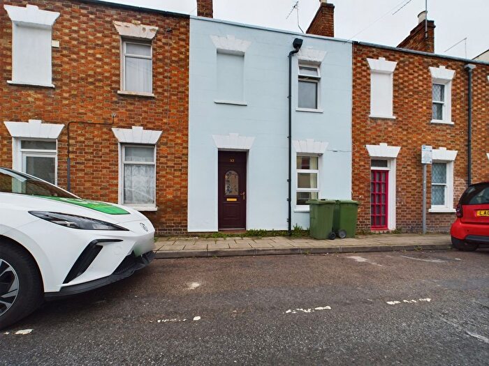 2 Bedroom Terraced House To Rent In Hanover Street, Cheltenham, GL50