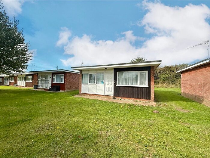 2 Bedroom Chalet For Sale In Beach Road, Hemsby, NR29