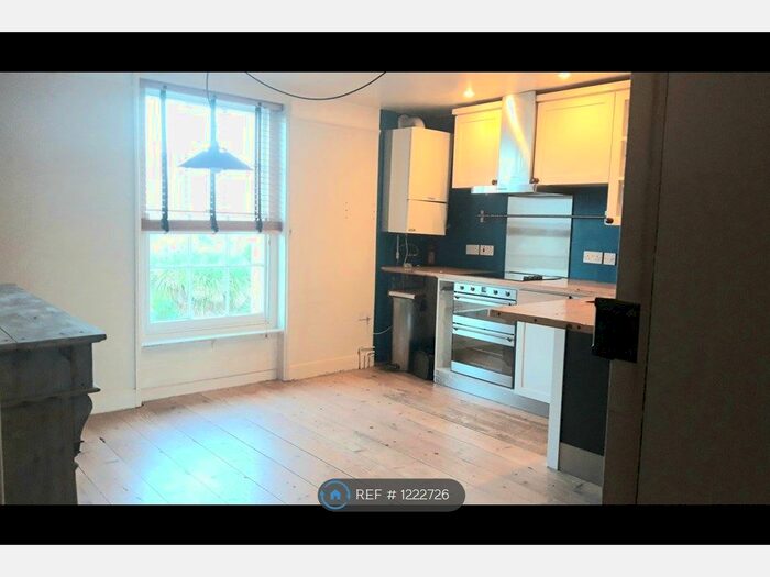1 Bedroom Maisonette To Rent In Bridport., Bridport. DT6
