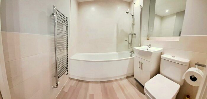 1 Bedroom Flat To Rent In Swingate, Stevenage, Hertfordshire, SG1