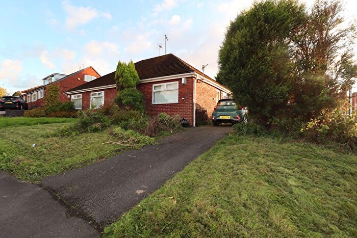 2 Bedroom Bungalow To Rent In Haslingden Road, Guide, Blackburn, BB2