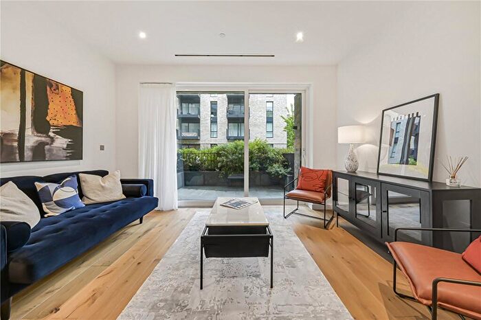 2 Bedroom Apartment To Rent In Fisherton Street, London, NW8