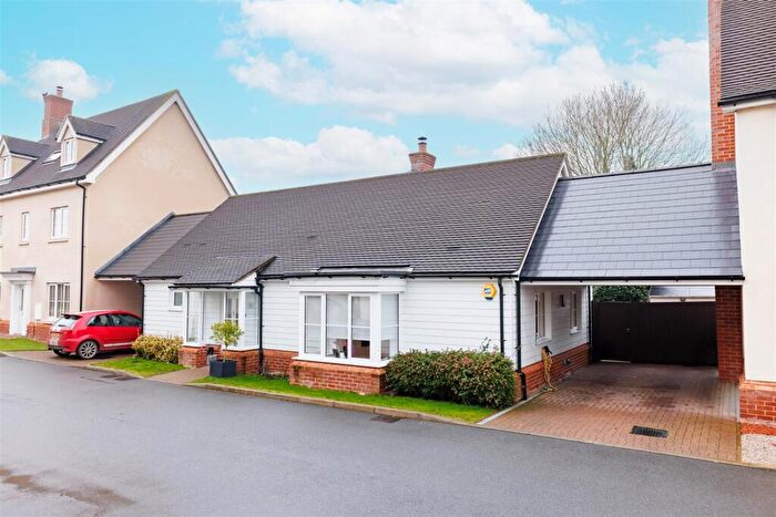 2 Bedroom Detached Bungalow For Sale In Owers Place, High Roding, Dunmow, Essex, CM6