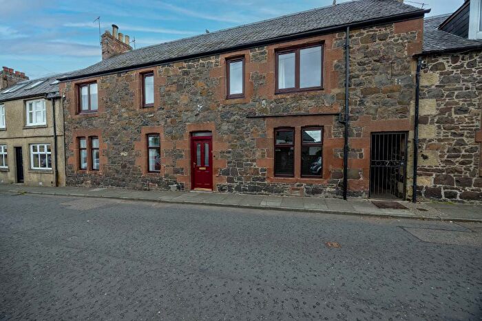 2 Bedroom Flat For Sale In Crosshills, Auchtermuchty, KY14