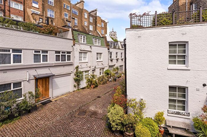 1 Bedroom Flat To Rent In Thurloe Place Mews, London, SW7