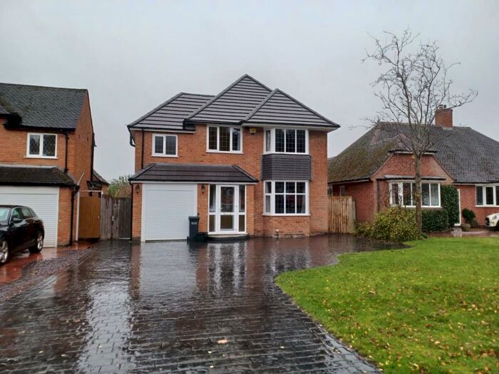 4 Bedroom House To Rent In Links Drive, Solihull, B91
