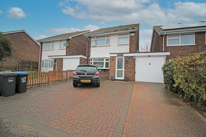 4 Bedroom Detached House To Rent In William Avenue, Margate, CT9
