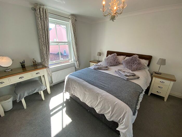 2 Bedroom End Terrace House To Rent In Shoreside, Shaldon, TQ14