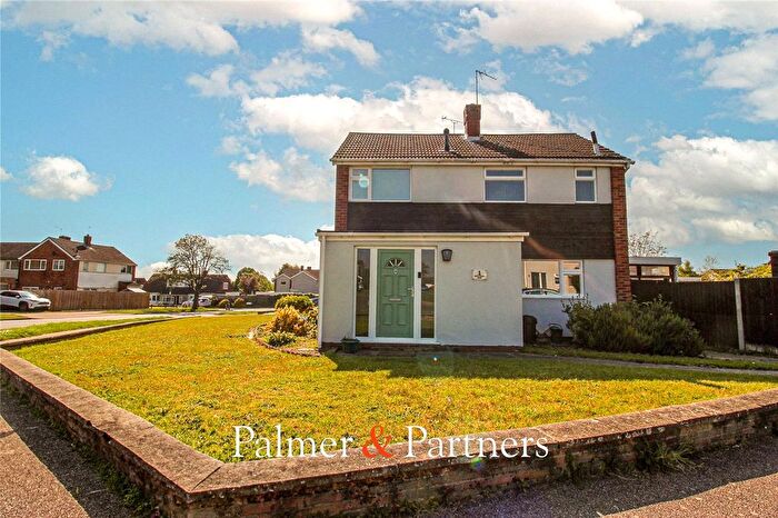 3 Bedroom Semi Detached House For Sale In Broadmead Road, Parsons Heath, Colchester, Essex, CO4