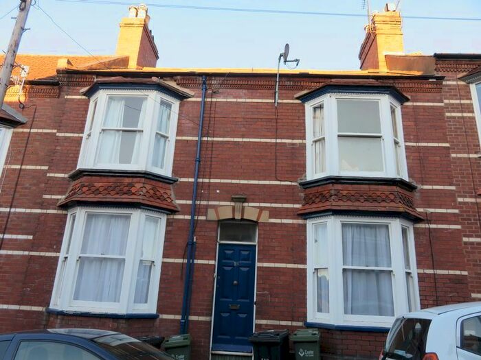 3 Bedroom Maisonette To Rent In Herschell Road, Exeter, EX4