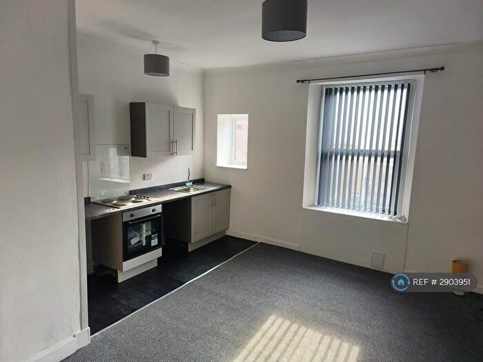 2 Bedroom Flat To Rent In Loudoun Road, Newmilns, KA16