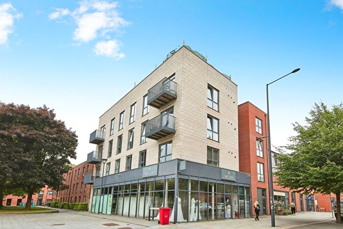 2 Bedroom Flat For Sale In Castleward Boulevard, Derby, DE1