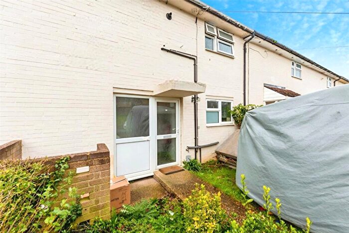 2 Bedroom Terraced House To Rent In Made Feld, Stevenage, Hertfordshire, SG1