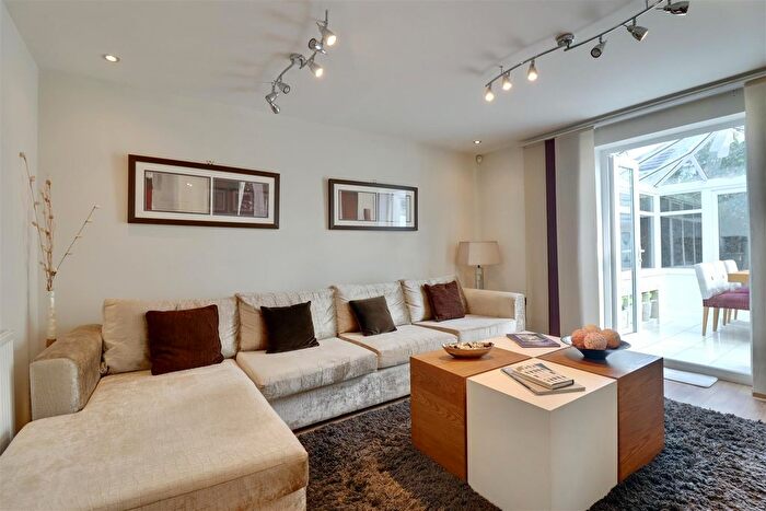 3 Bedroom Property For Sale In Dovercourt Road, Portsmouth, PO6