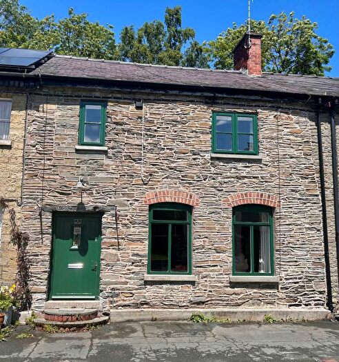 2 Bedroom Cottage For Sale In New Radnor, Powys, LD8