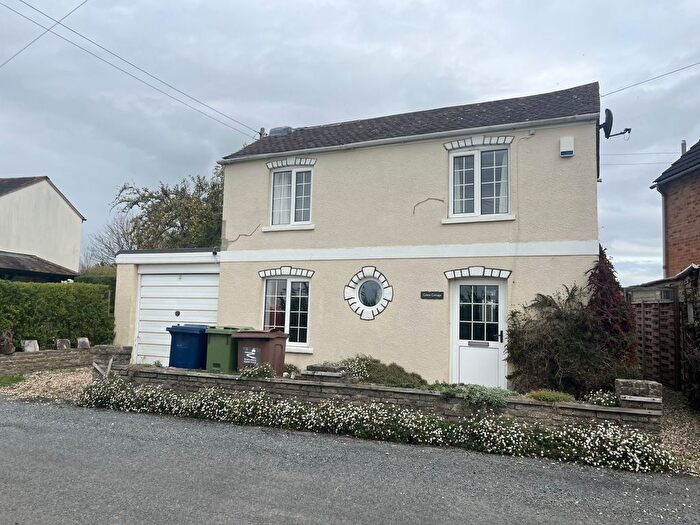 2 Bedroom Detached House To Rent In Elmstone Hardwicke, Cheltenham, Gloucestershire, GL51