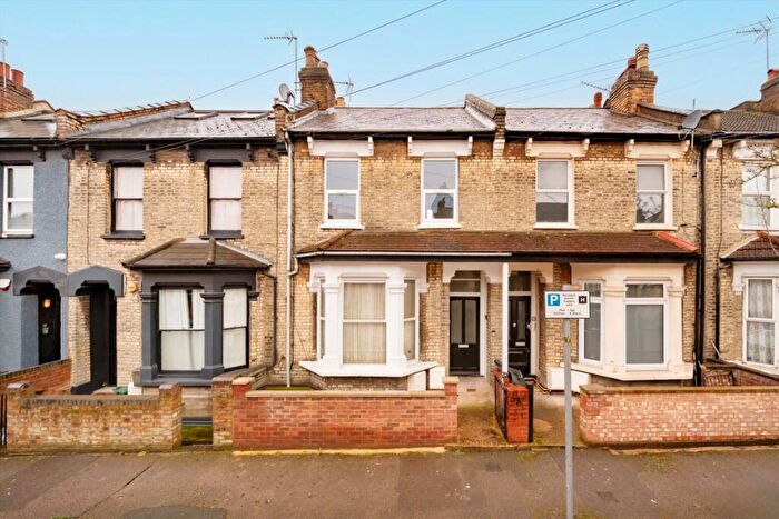 2 Bedroom Flat For Sale In Ranelagh Road, Willesden Junction, NW10