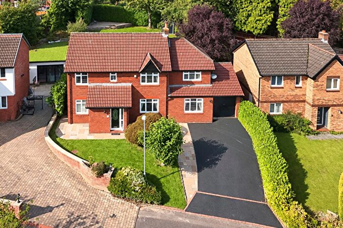 4 Bedroom Detached House For Sale In Birch Field, Clayton-Le-Woods, PR6