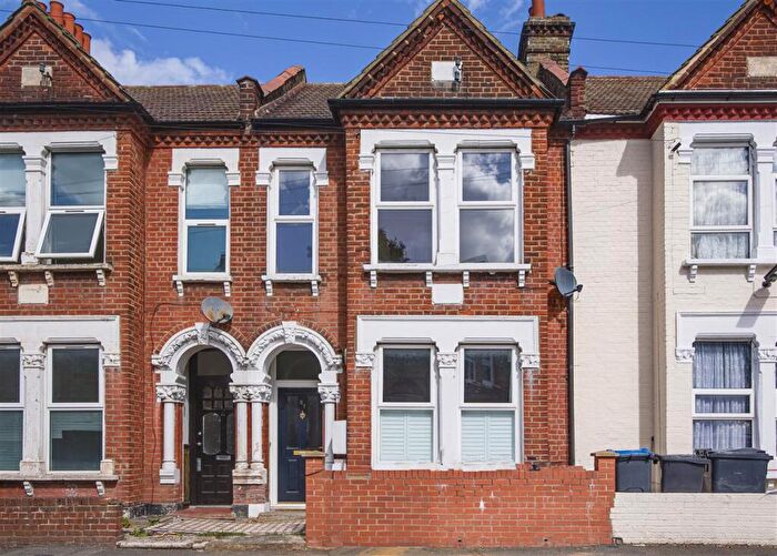 2 Bedroom Apartment To Rent In Nova Road, Croydon, CR0