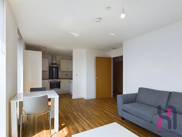 2 Bedroom Flat To Rent In Media City, Michigan Point Tower B, Michigan Avenue, Salford, M50