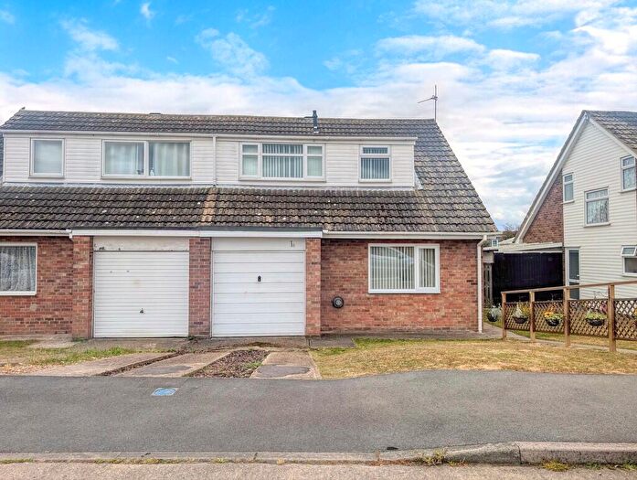 4 Bedroom Semi-Detached House For Sale In Pyefleet Close, Brightlingsea, CO7