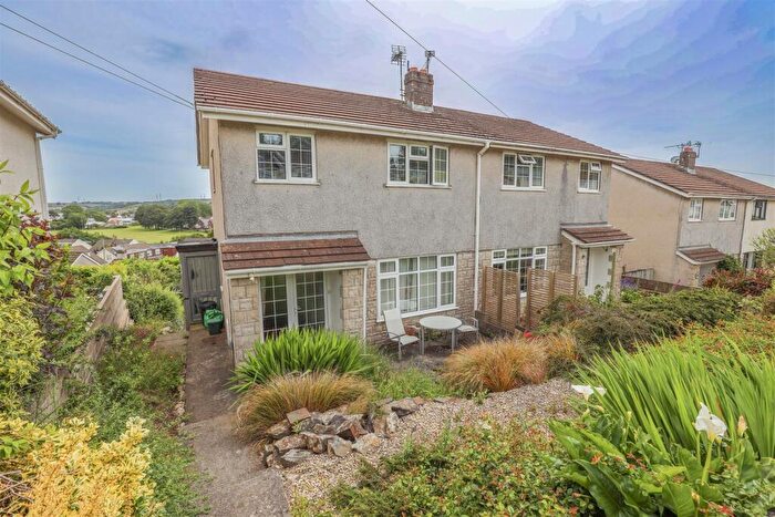 3 Bedroom Semi-Detached House For Sale In Geraints Way, Cowbridge, Vale Of Glamorgan, CF71