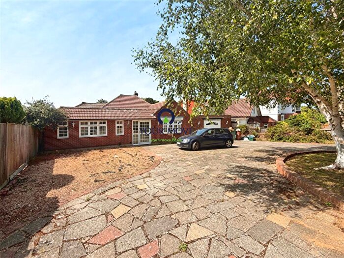 3 Bedroom Bungalow To Rent In York Road, Cheam, Sutton, SM2