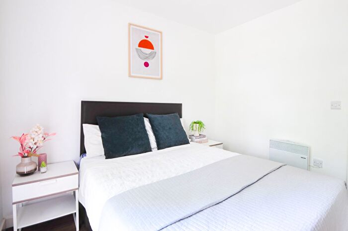 2 Bedroom Flat For Sale In Bedroom, Bathroom Apartment – Alto, Sillavan Way, Salford, M3