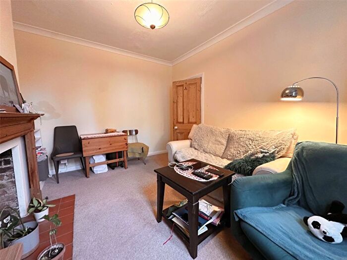 1 Bedroom Flat To Rent In Ashley Road, Wimbledon, SW19