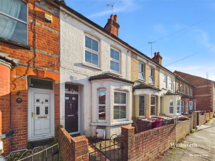 3 Bedroom Terraced House For Sale In Elm Park Road, Reading, United Kingdom, RG30