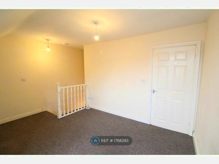 1 Bedroom Flat To Rent In Firth Park Road, Sheffield, S5
