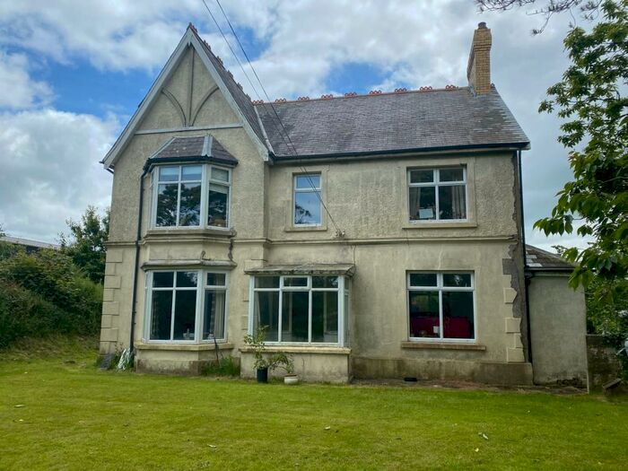 Detached House For Sale In Haverfordwest, SA62