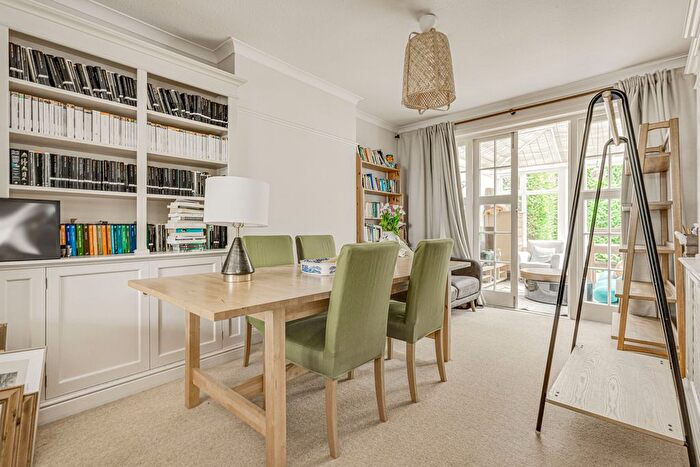 5 Bedroom Property To Rent In West Park Avenue, Richmond, TW9