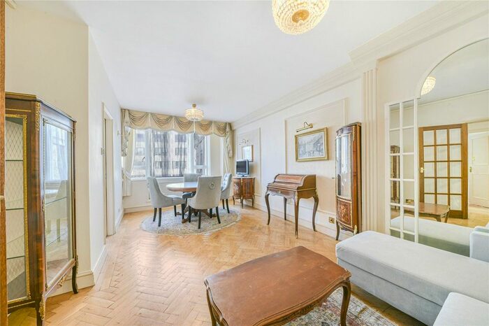 1 Bedroom Flat To Rent In Park Crescent, London, W1B